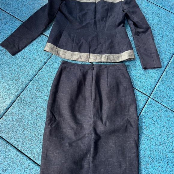 BCBG two tone denim skirt suit size M - Picture 2 of 4